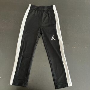 Nike Air Jordan Jumpman boys Sweat Pants Size 4-5 years